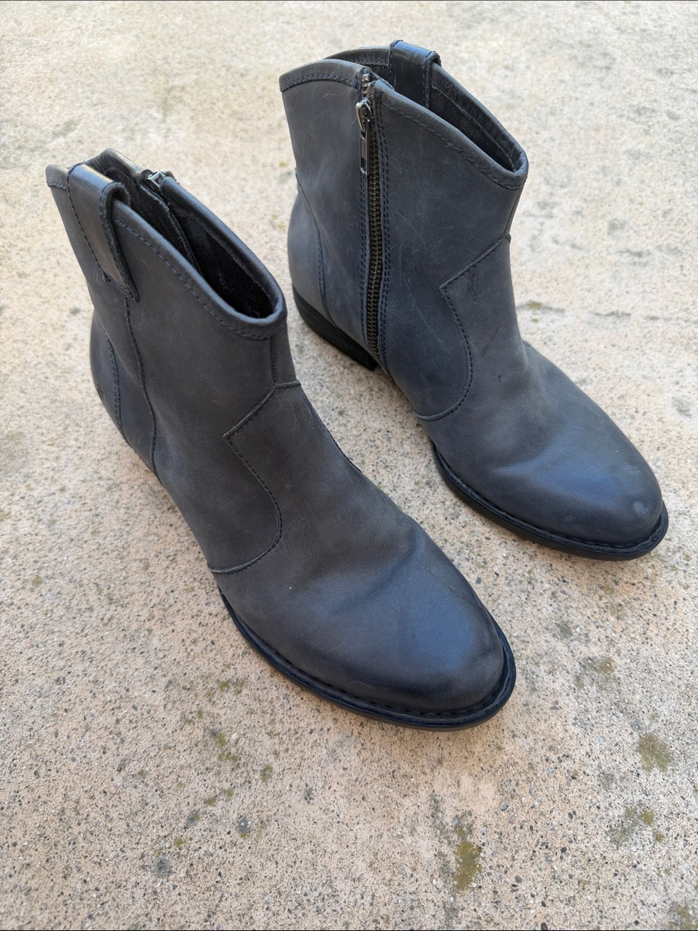 Born Women's Michel Grey Leather Western Style Ankle Boot Size 8